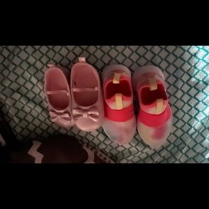 24 month old slippers & size 6/7 Toddler Reebok’s